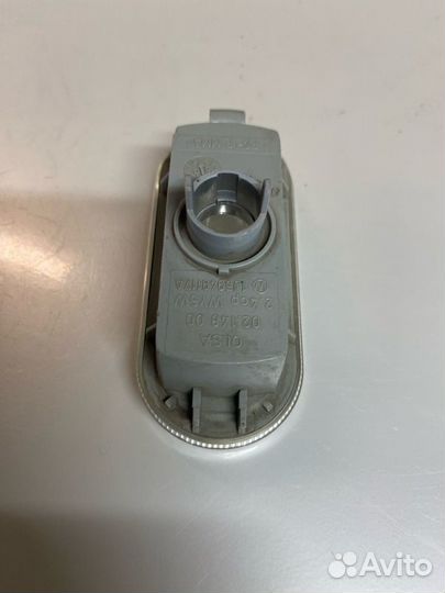 Повторитель поворота в крыло Volkswagen Passat B5