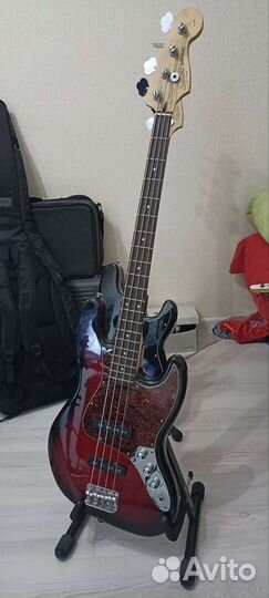 Бас гитара Squier Jazz Bass Standard