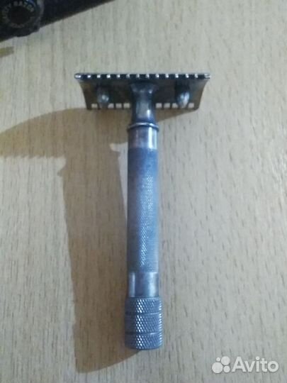 Бритвенный станок Gillette USA выпуск 1917года