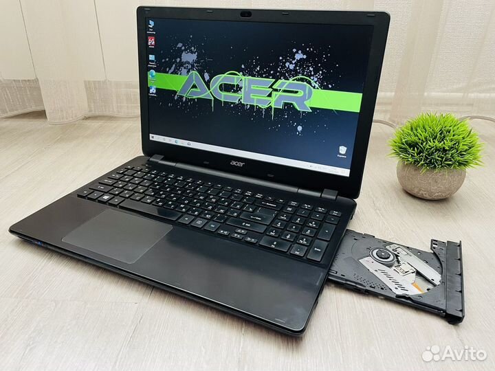 Стильный Acer/core i3 -4005/8gb/820gef/500gb+сумка