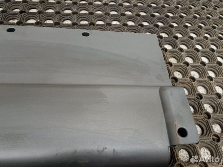 81639030272 Накладка консоли верхней