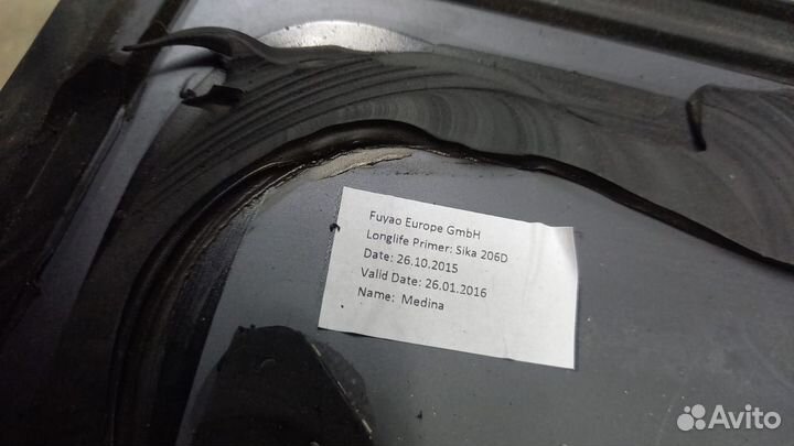 Стекло крышки багажника Land Rover Evoque II 12-23