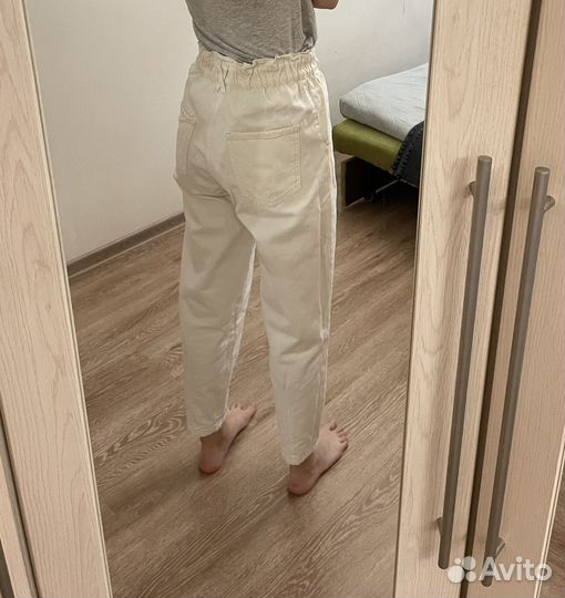 Джинсы stradivarius