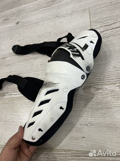 Мотонаколенники leatt наколенники