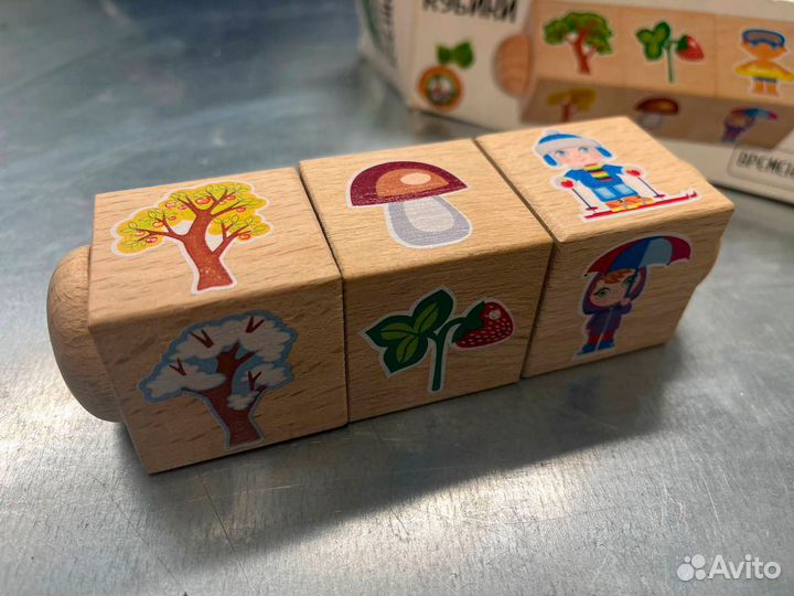 Кубики деревянные на оси 