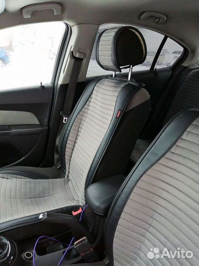 Chevrolet Cruze 1.8 МТ, 2011, 280 000 км