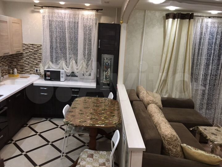 2-к. квартира, 48 м², 4/9 эт.
