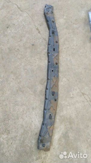 Кожух замка капота Ford Galaxy 1995-2006