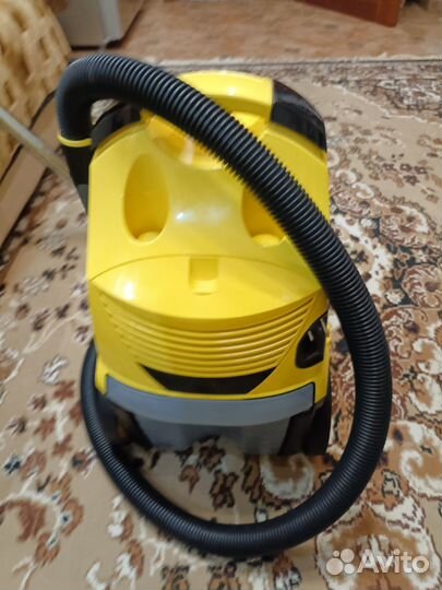 Моющий пылесос karcher ds5500