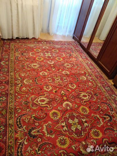 Ковры 2*3 ; 1,70 *2,5 ; 1,5 *2,5
