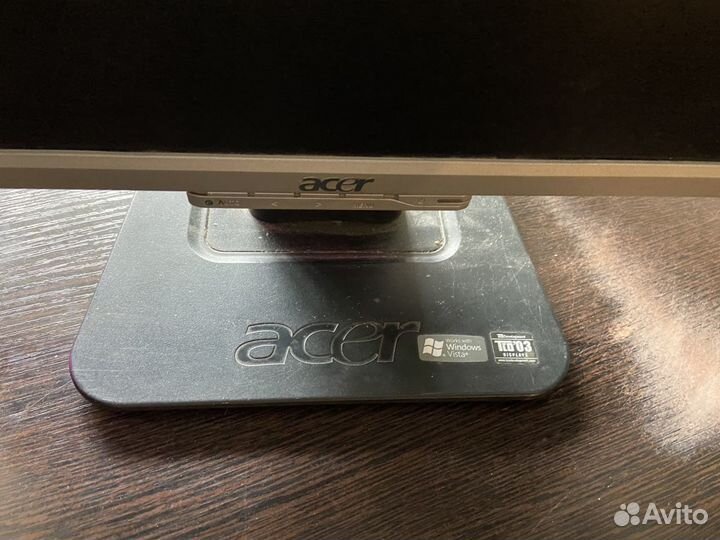 Продам монитор Acer al1916