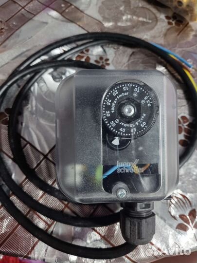 Прибор контроля давления газа kromschroderdg 50b-3