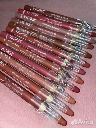 Матовые карандаши для губ