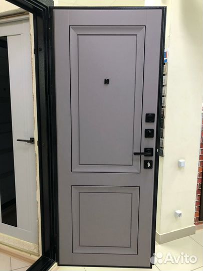 Дверь входная Деканто