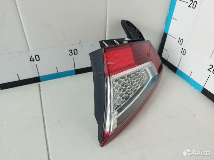 Фонарь задний внутренний правый Mondeo IV