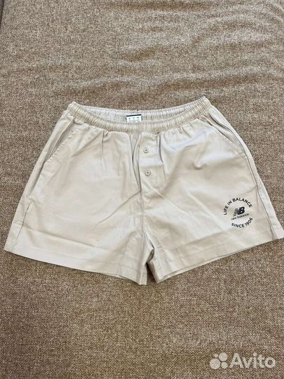 Шорты new balance