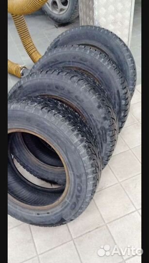 Toyo Observe G3-Ice 215/65 R16