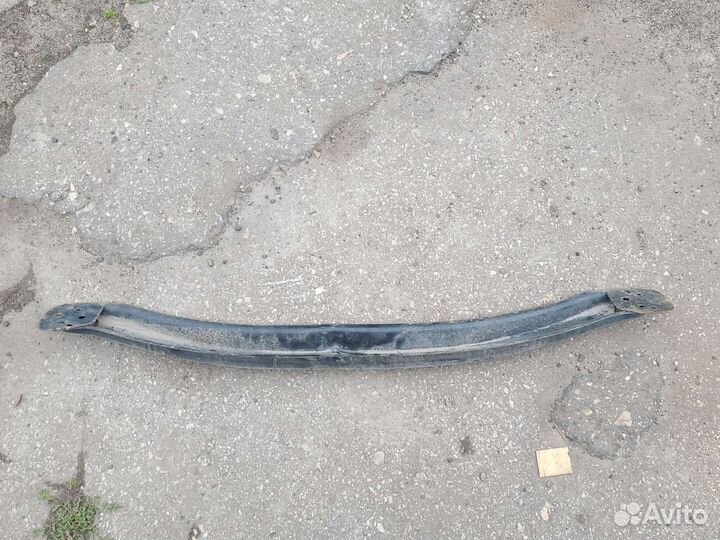 Усилитель заднего бампера LADA vesta