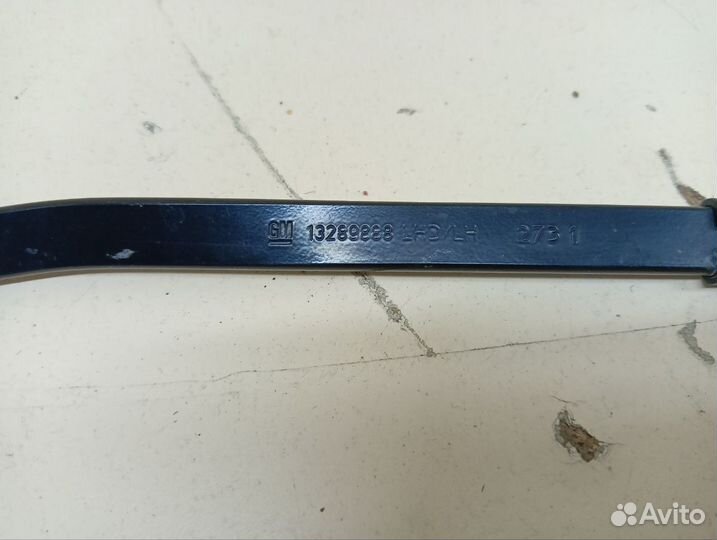 Поводок стеклоочистителя передний левый Opel Astra