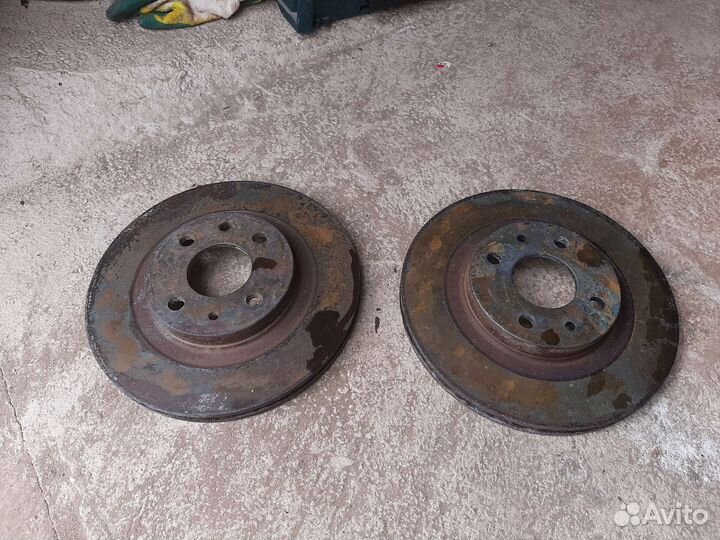 Тормозные диски r14