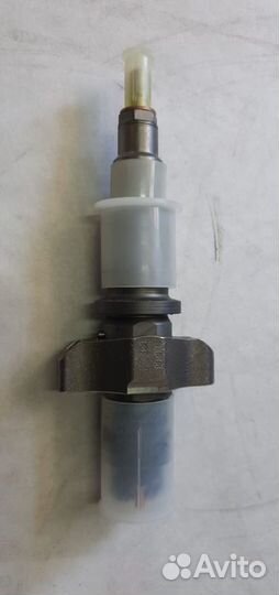 2855135 Форсунка в сборе (504128307) TC5080