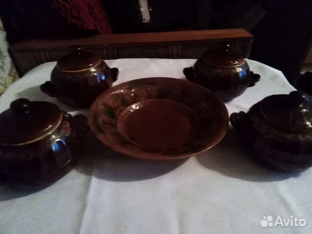 Керамические горшочки с блюдом