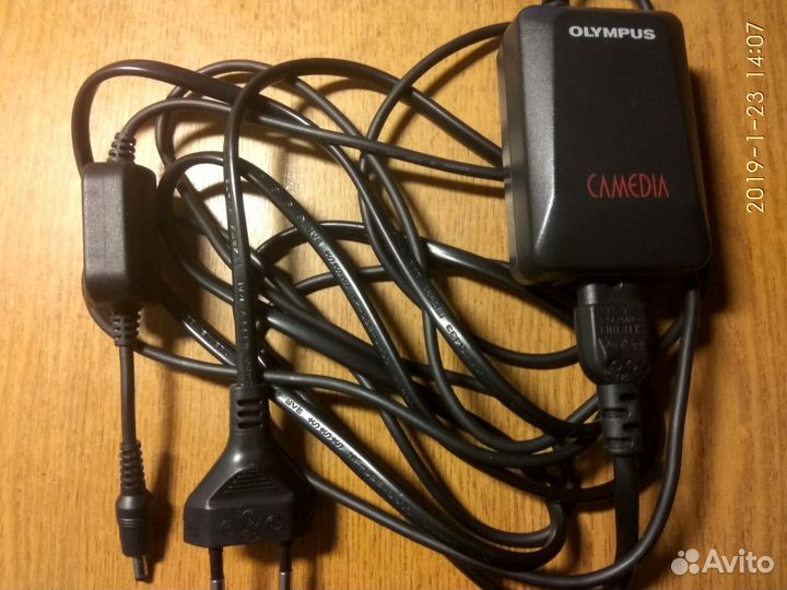 Сетевой адаптер для фотоаппарата