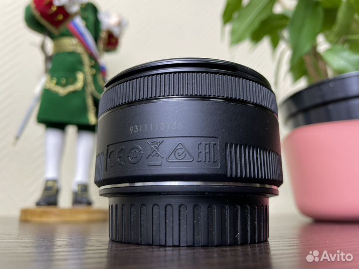 Canon EF 50mm f 1.8 STM