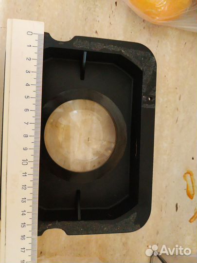 Увеличительное стекло