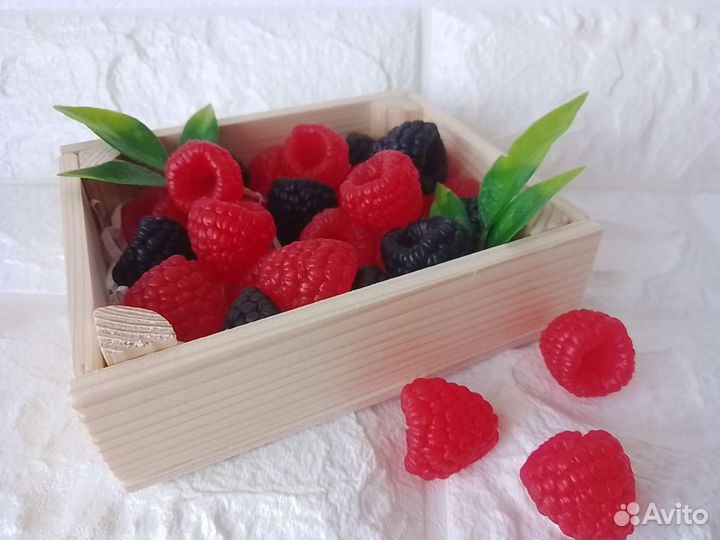 Мыло ручной работы. Ящик малины