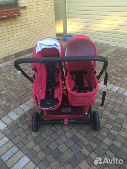Коляска для двойни