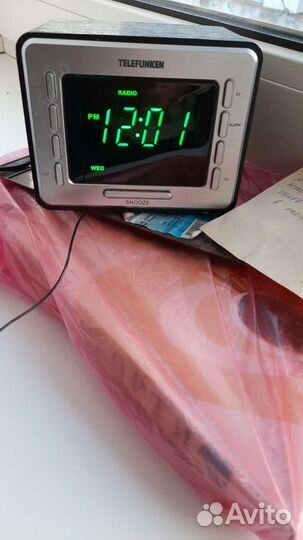 Радиоприемник с будильником Telefunken