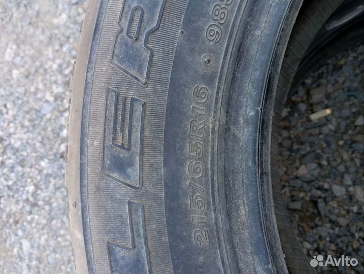 Bridgestone Dueler A/T 215/65 R16