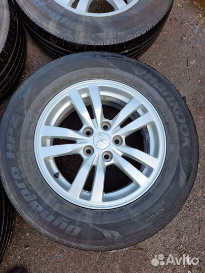 Колёса оригинальные на Mitsubishi Outlander R16