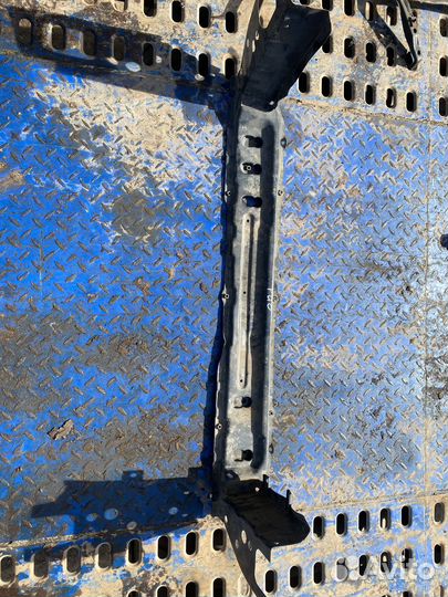 Подрадиаторная балка Hyundai Solaris