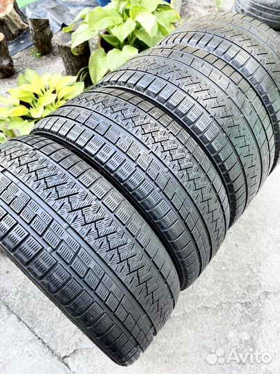 Triangle PL02 245/45 R19 и 275/40 R19 105V