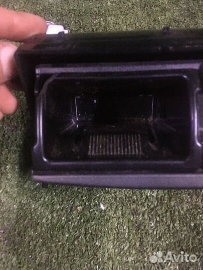 Пепельница передняя Toyota Avensis ZZT251 1ZZ-FE