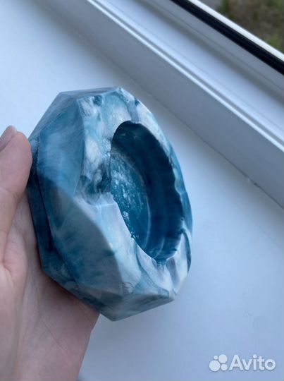 Эксклюзивная пепельница из эпоксидной смолы