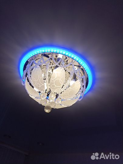 Светильник потолочный