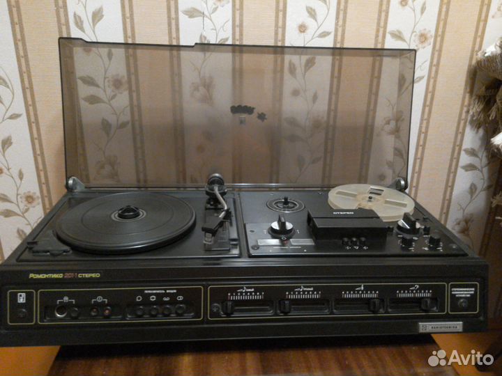 Музыкальный центр ''Романтика 201-1