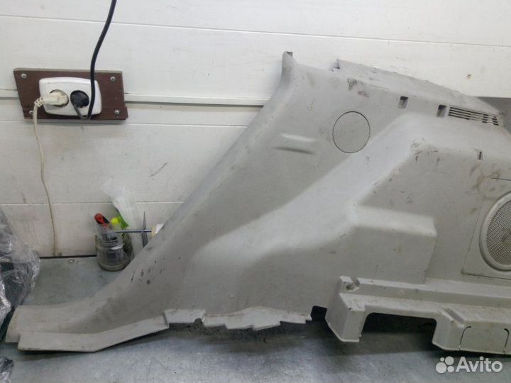 Обшивка багажника правая Dodge Caliber хетчбэк