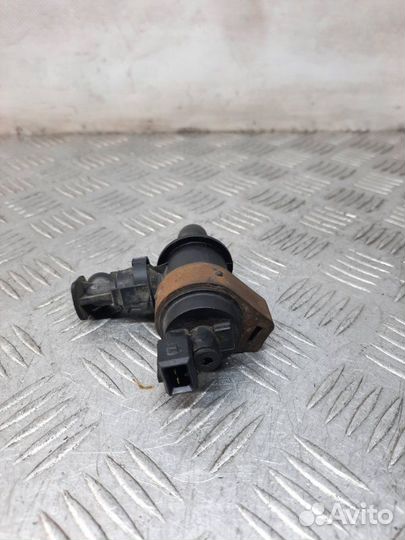 Клапан вентиляции топливного бака Opel Zafira