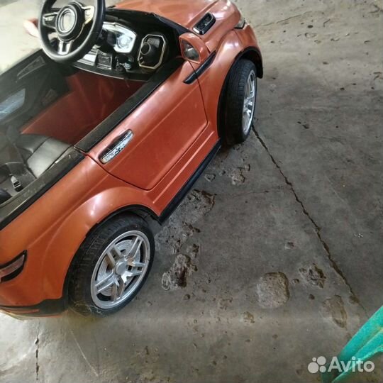 Детский электромобиль бу