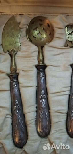 Антикварный набор столовых приборов. Франция