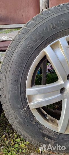 Nordman Nordman 4 215/65 R16