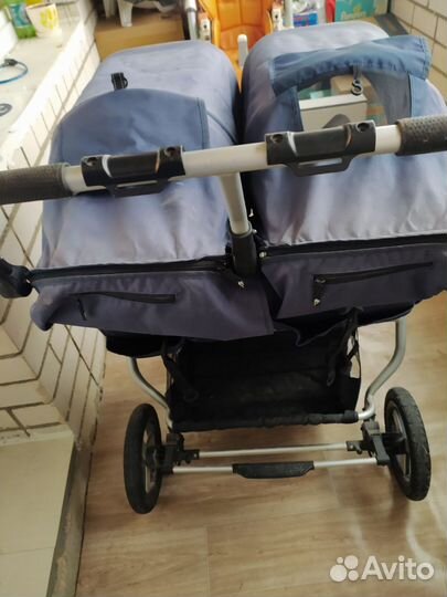 Коляска для двойни Bumbleride Indie Twin