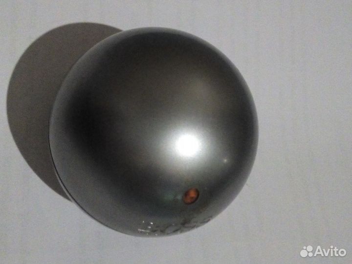 Пустые флаконы от духов для коллекции и интерьера