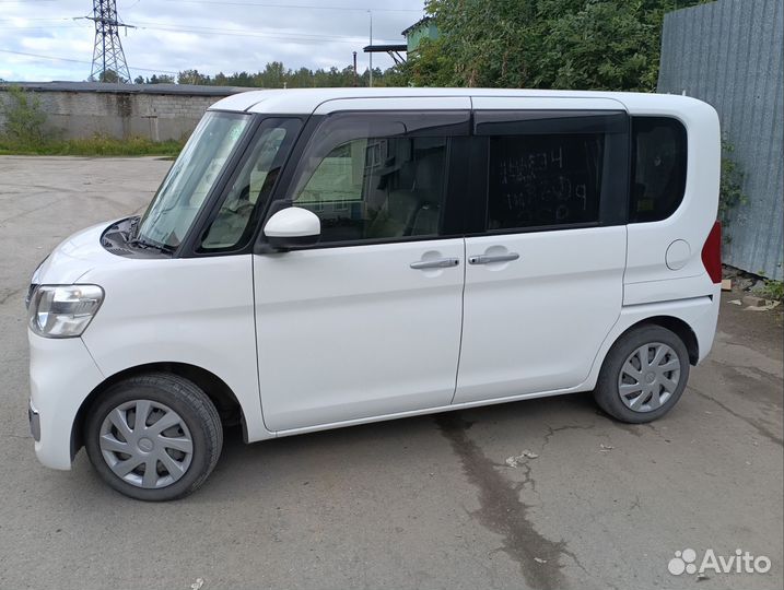 Daihatsu Tanto 0.7 CVT, 2018, 102 000 км