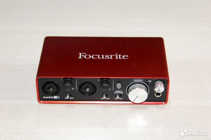 Звуковая карта Focusrite Scarlett 2i2 2nd Gen