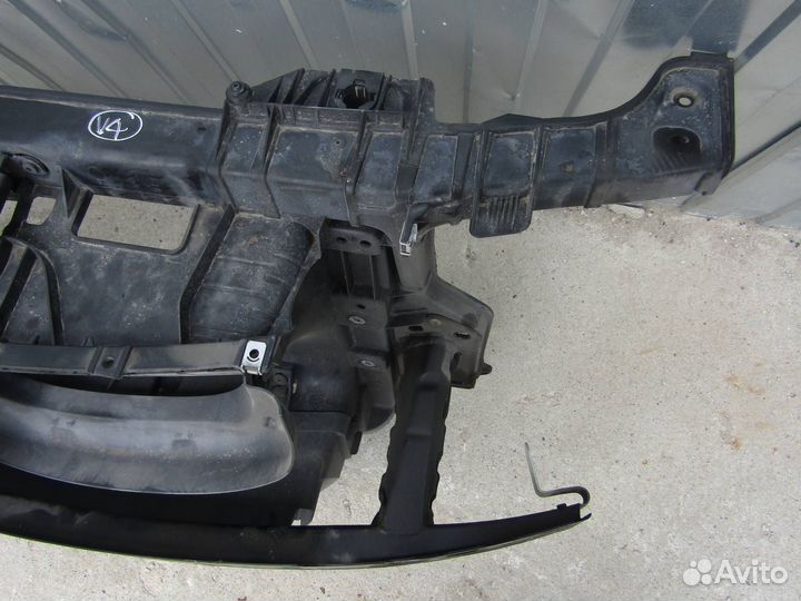 Передняя панель телевизор бмв е81 е82 е87